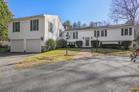 72 Wheeler Rd, Princeton, MA 01541