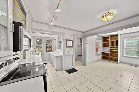 11 Gordon Rd, Needham, MA 02492 photo 16