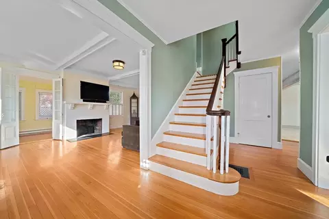 11 Gordon Rd, Needham, MA 02492 photo 6
