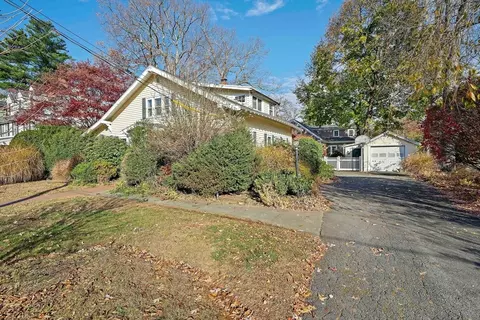 11 Gordon Rd, Needham, MA 02492 photo 3
