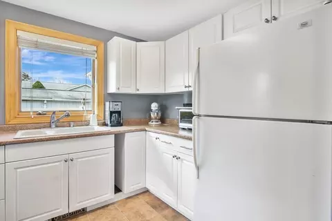 Kitchen - 5 Gonet St, Chicopee, MA 01013 photo 5 of 5