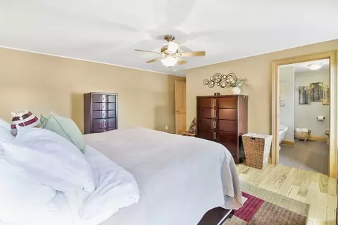 Bedroom - 5 Gonet St, Chicopee, MA 01013 photo 2 of 5