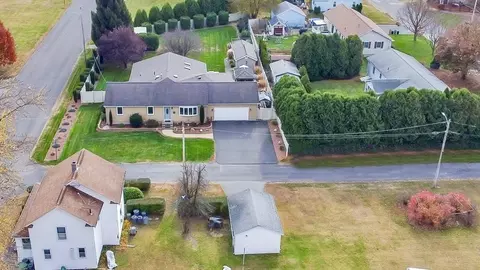 View/Area - 5 Gonet St, Chicopee, MA 01013 photo 1 of 4