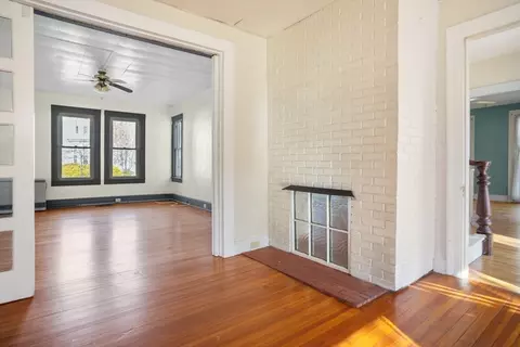 22 S Main St, Haydenville, MA 01039