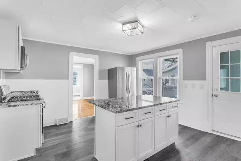 11 Sullivan St, Chicopee, MA 01020 photo 13