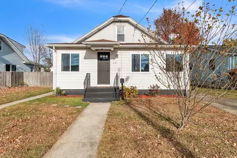 11 Sullivan St, Chicopee, MA 01020