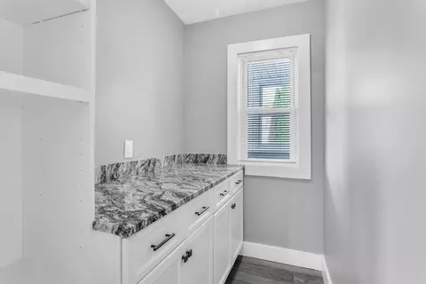 11 Sullivan St, Chicopee, MA 01020 photo 12