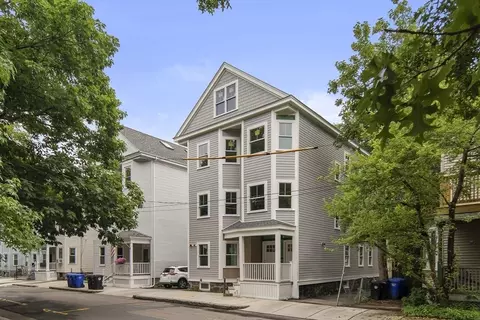 12-14 Edwin St #3, Brookline, MA 02445 photo 17