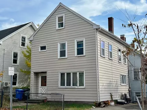 14 Charles St, Waltham, MA 02453
