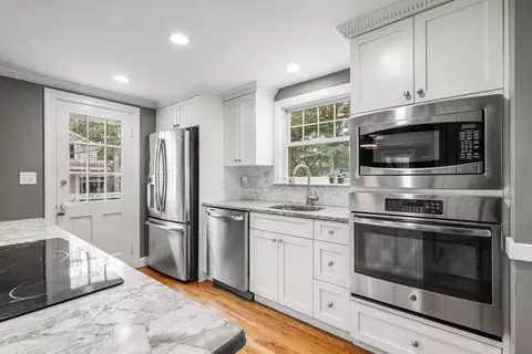 58 Payson Rd, Brookline, MA 02445 photo 2