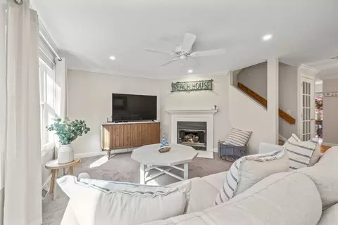 37 Southpoint Dr #37, Sandwich, MA 02563