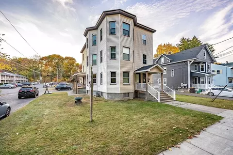 164-166 Walnut St, Agawam, MA 01001