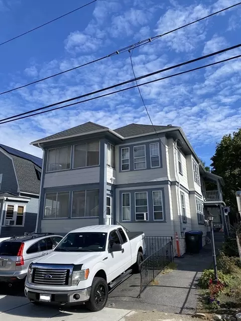 84-86 Coolidge St, Lawrence, MA 01843
