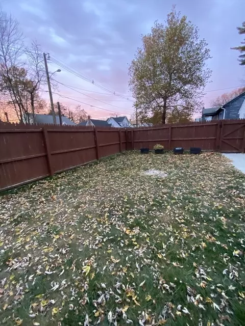 152 Carroll St, Springfield, MA 01108 photo 26