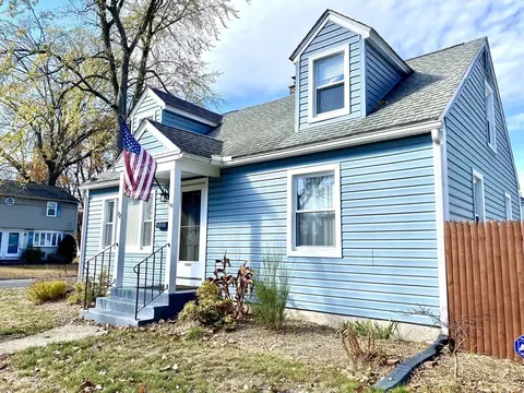 152 Carroll St, Springfield, MA 01108 photo 2
