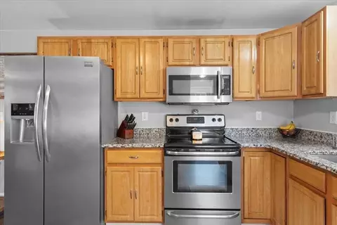 4 Wakefield Ave, Webster, MA 01570 photo 15