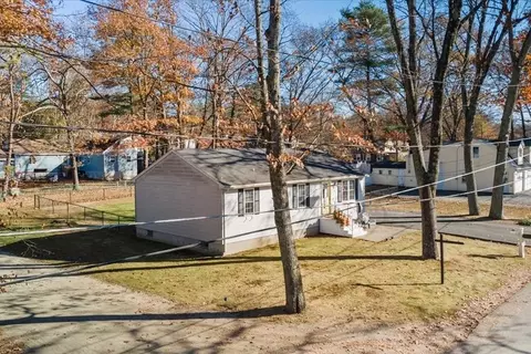 4 Wakefield Ave, Webster, MA 01570 photo 5