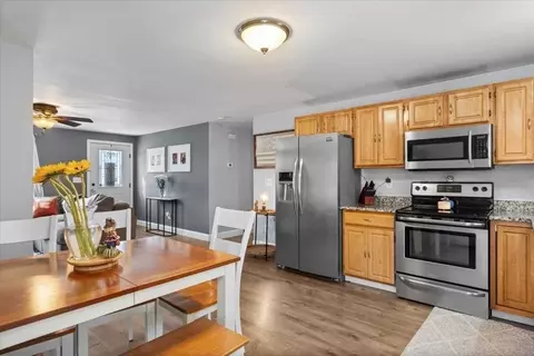 4 Wakefield Ave, Webster, MA 01570 photo 14
