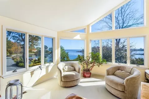 10 Crowninshield Rd, Marblehead, MA 01945 photo 18