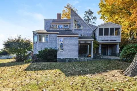 10 Crowninshield Rd, Marblehead, MA 01945 photo 7