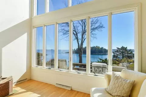 10 Crowninshield Rd, Marblehead, MA 01945 photo 24