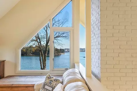 10 Crowninshield Rd, Marblehead, MA 01945 photo 36