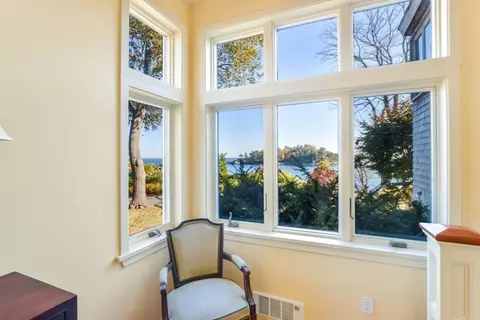 10 Crowninshield Rd, Marblehead, MA 01945 photo 15