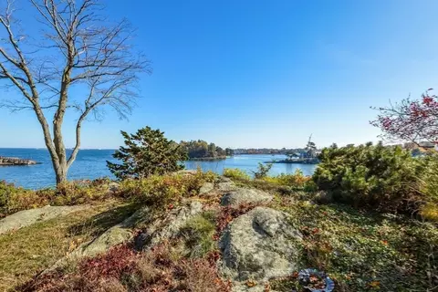 10 Crowninshield Rd, Marblehead, MA 01945 photo 13