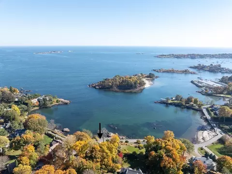 10 Crowninshield Rd, Marblehead, MA 01945 photo 4