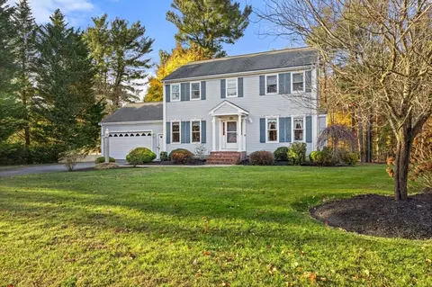 10 Kimber Cir, Abington, MA 02351