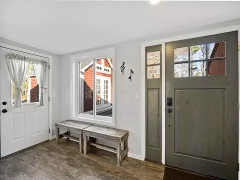 81 Dunn Rd, Ashburnham, MA 01430 photo 4