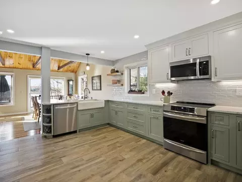81 Dunn Rd, Ashburnham, MA 01430 photo 5