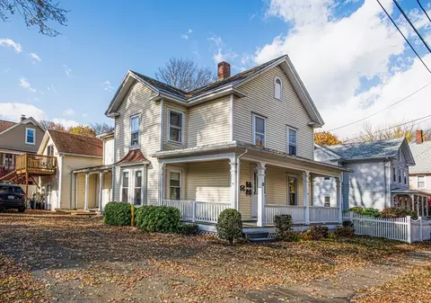 30 Grant Ave, Northampton, MA 01060