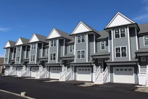 274 Providence Rd #4, Grafton, MA 01560