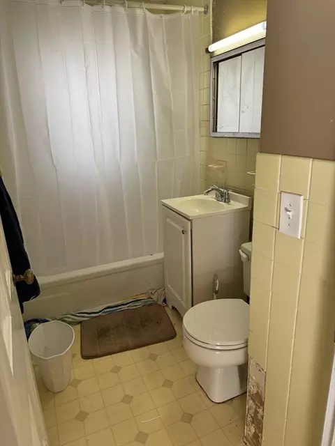 4 Benjamin Rd, Worcester, MA 01602 photo 6