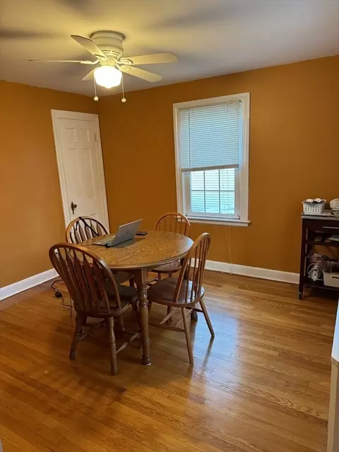 4 Benjamin Rd, Worcester, MA 01602 photo 4