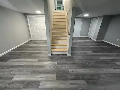 Entry Way - 31 Meadow Rd, Ware, MA 01082 photo 1 of 2