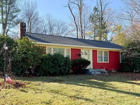 65 Horseshoe Dr, West Boylston, MA 01583