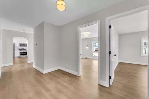 Entry Way - 127 Abbott St, Springfield, MA 01118 photo 5 of 5