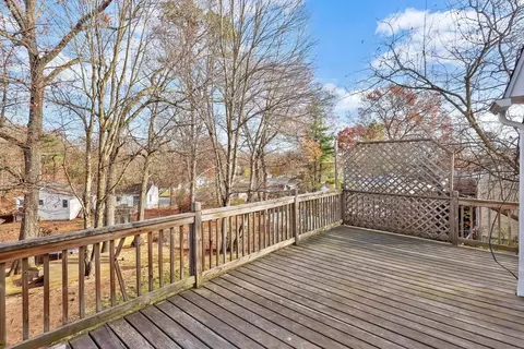95 Bairdcrest Rd, Springfield, MA 01118 photo 22
