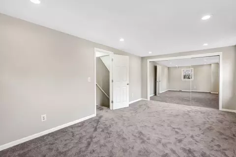 95 Bairdcrest Rd, Springfield, MA 01118 photo 14