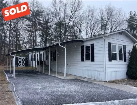 276 Lunenburg St #12, Fitchburg, MA 01420