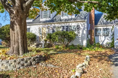 25 Chadwell Ave, Sandwich, MA 02563