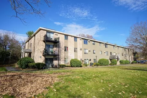 440 North Ave #BLDG 10, Haverhill, MA 01830