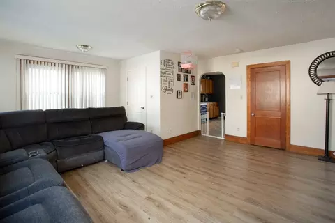 267 Montaup St, Fall River, MA 02724 photo 3