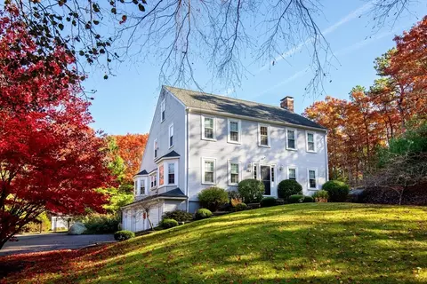 384 Long Pond Rd, Plymouth, MA 02360