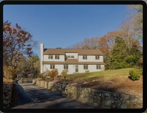 7 Howland Rd, Berkley, MA 02779