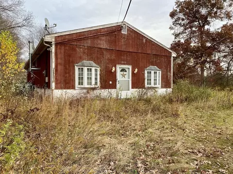 2375 Williams St, Dighton, MA 02715 photo 4