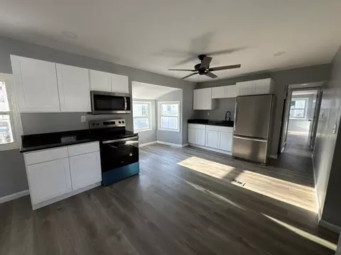 52 Lark Dr, Chicopee, MA 01020