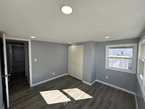 52 Lark Dr, Chicopee, MA 01020 photo 8